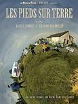 Les pieds sur terre
